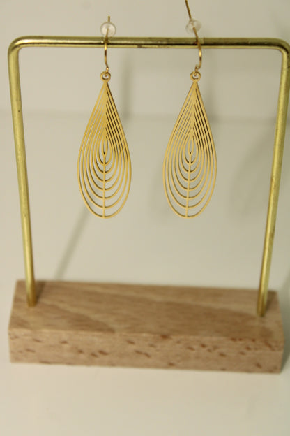 gold dangling love earring