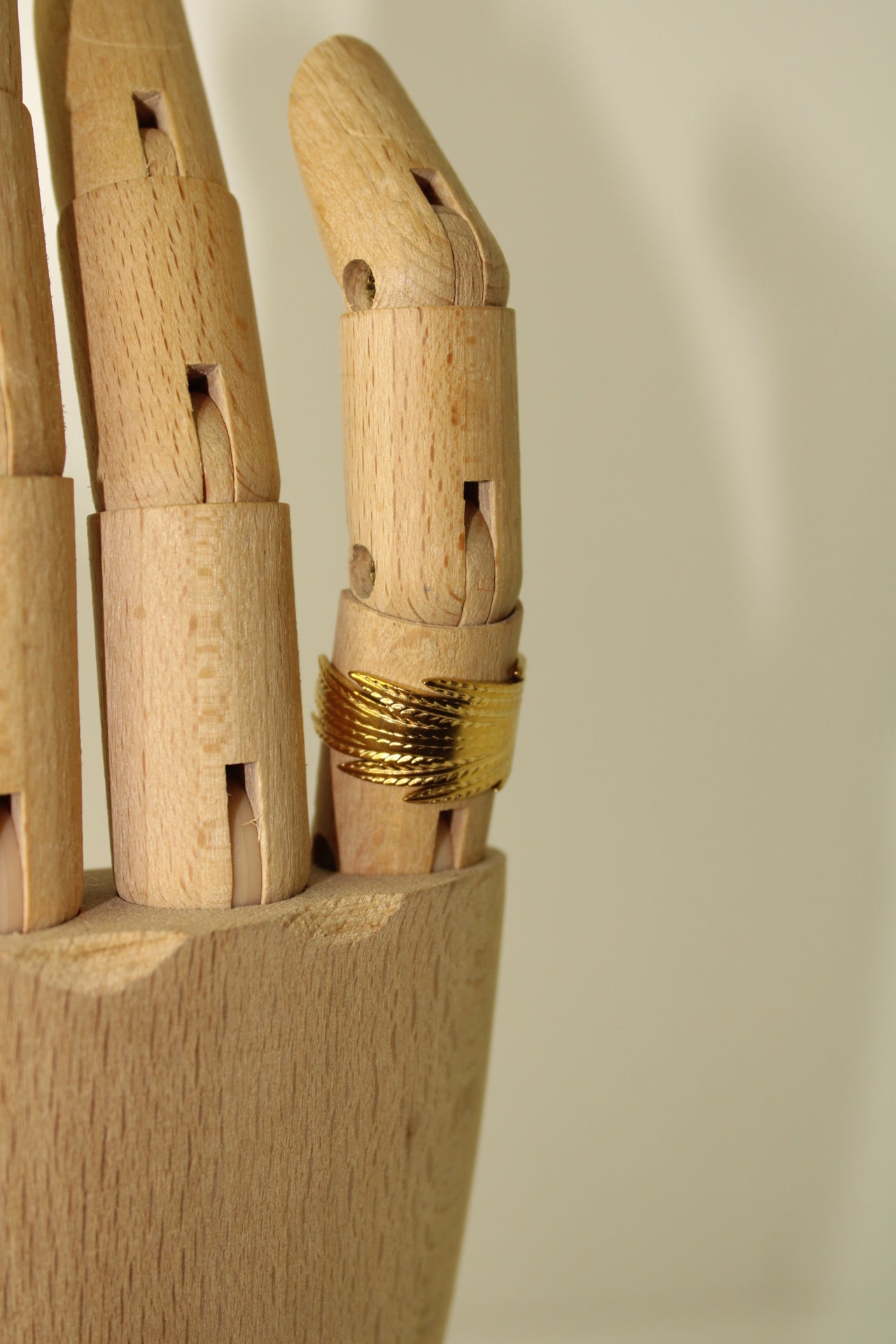 leaf ring