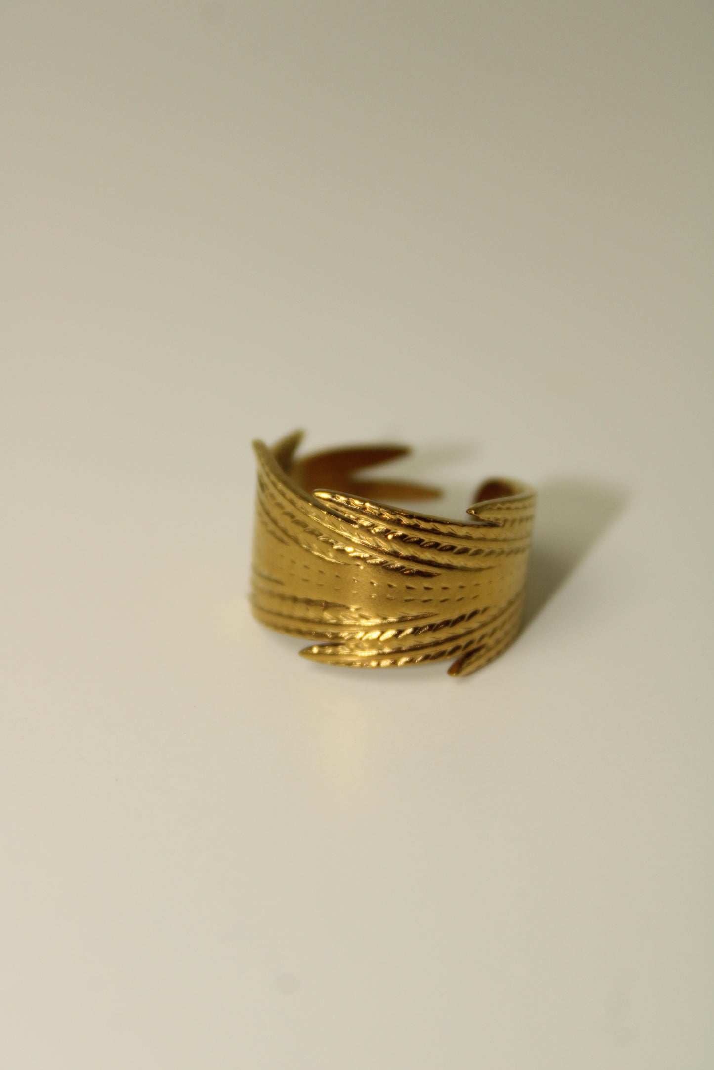 leaf ring